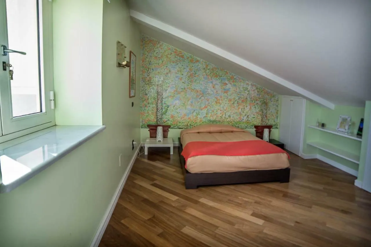 Vomero Roof Naples Bed & Breakfast